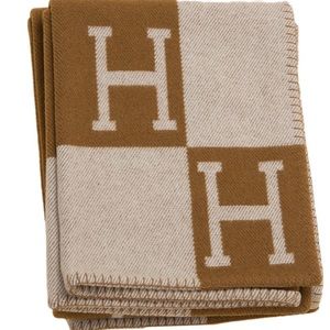 BRAND NEW HERMES AVALON BLANKET ECRU CAMEL